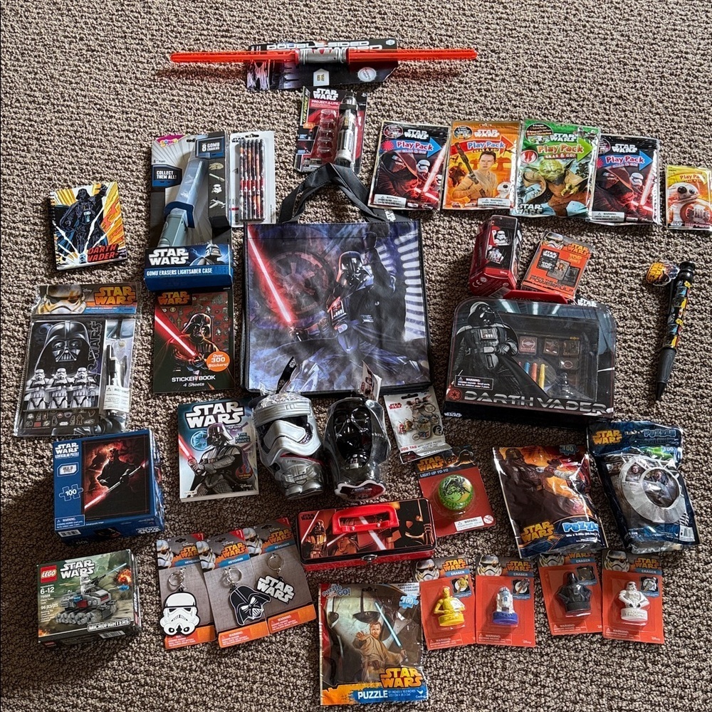 Star Wars ultimate bundle of 34 items NWT GREAT FOR A Gift or stocking stuffers!